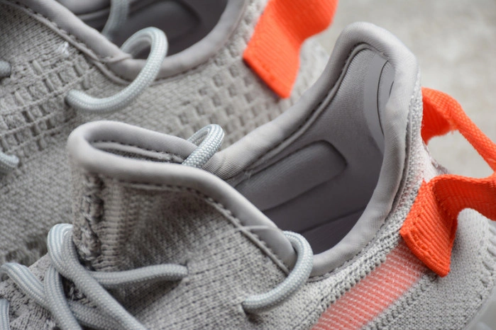 adidas Yeezy Boost 350 V2 Tail Light  FX9017