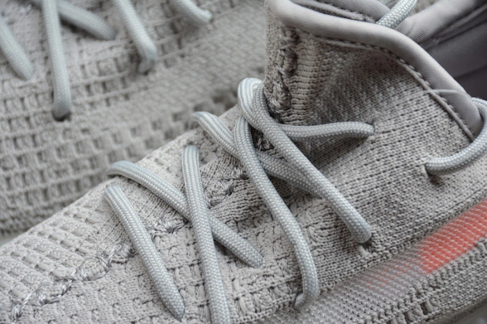 adidas Yeezy Boost 350 V2 Tail Light  FX9017
