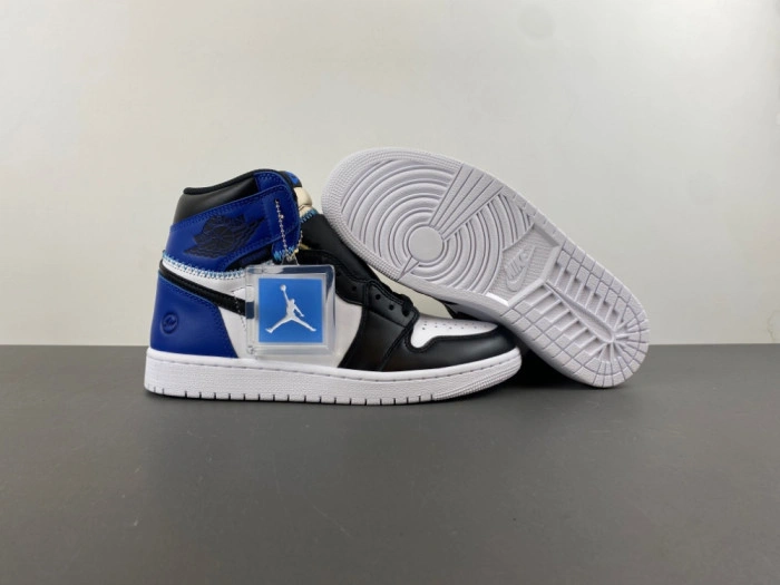 fragment x Union x Air Jordan 1    IO7847-001