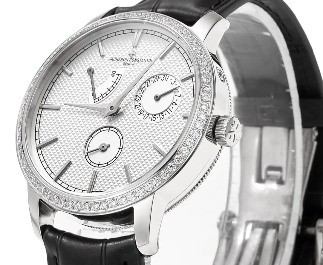 SoftTouch 8F Factory Vacheron Constantin Traditionnelle 83520 000R-9909 Mechanical Watch – Silver Dial, Black Leather Strap, Multi-Function Design, Best Super Clone Quality 4251