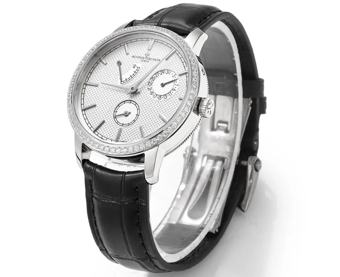 SoftTouch 8F Factory Vacheron Constantin Traditionnelle 83520 000R-9909 Mechanical Watch – Silver Dial, Black Leather Strap, Multi-Function Design, Best Super Clone Quality 4251