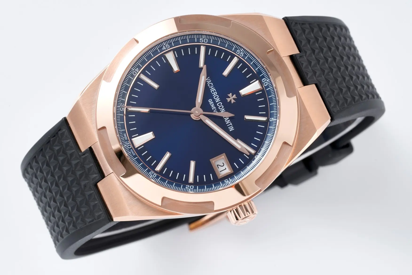 Practical PPF Factory Vacheron Constantin Overseas 4500V Series – Rose Gold Case, Blue Dial, Rubber Strap Best Replica Watch 7165