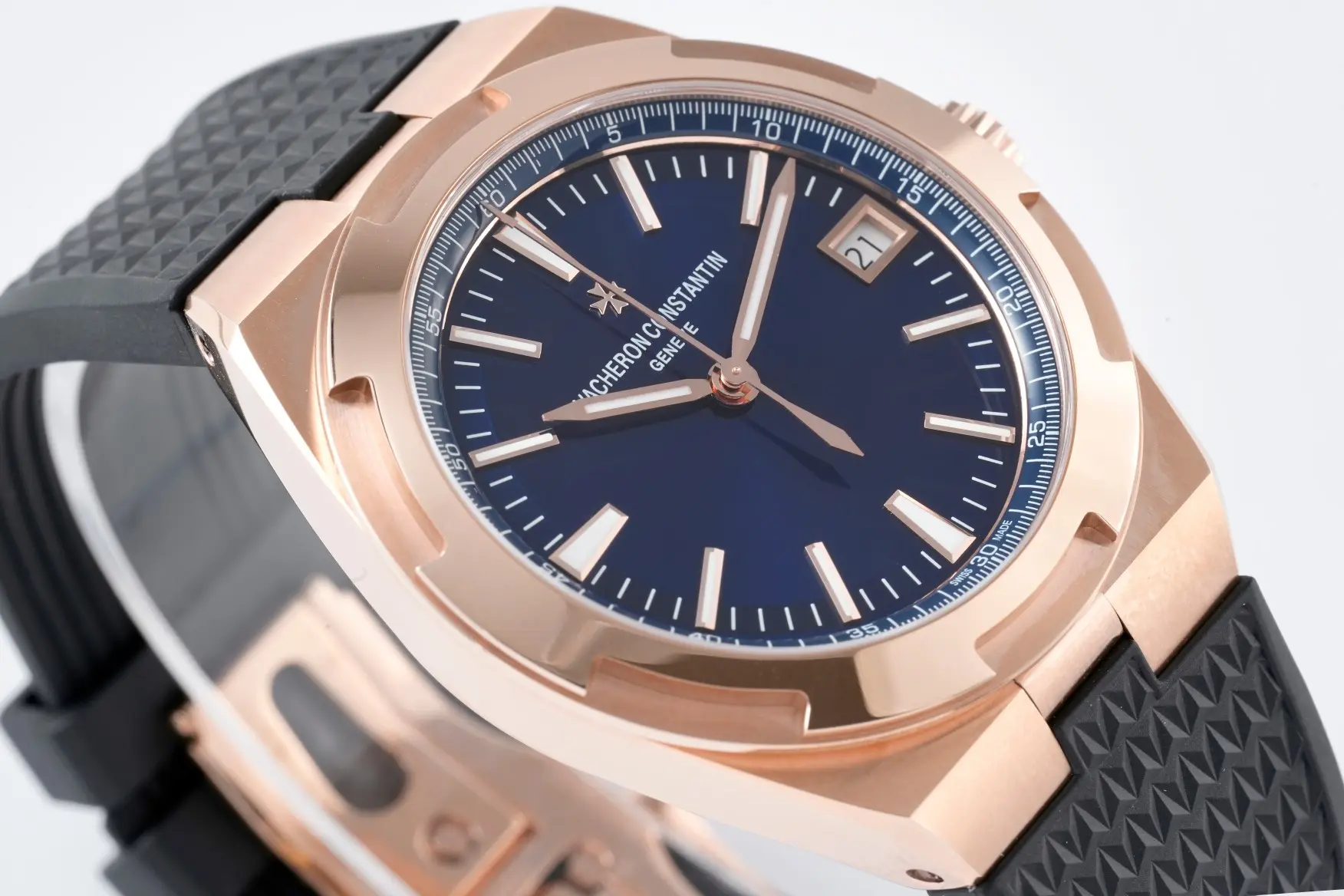 Practical PPF Factory Vacheron Constantin Overseas 4500V Series – Rose Gold Case, Blue Dial, Rubber Strap Best Replica Watch 7165