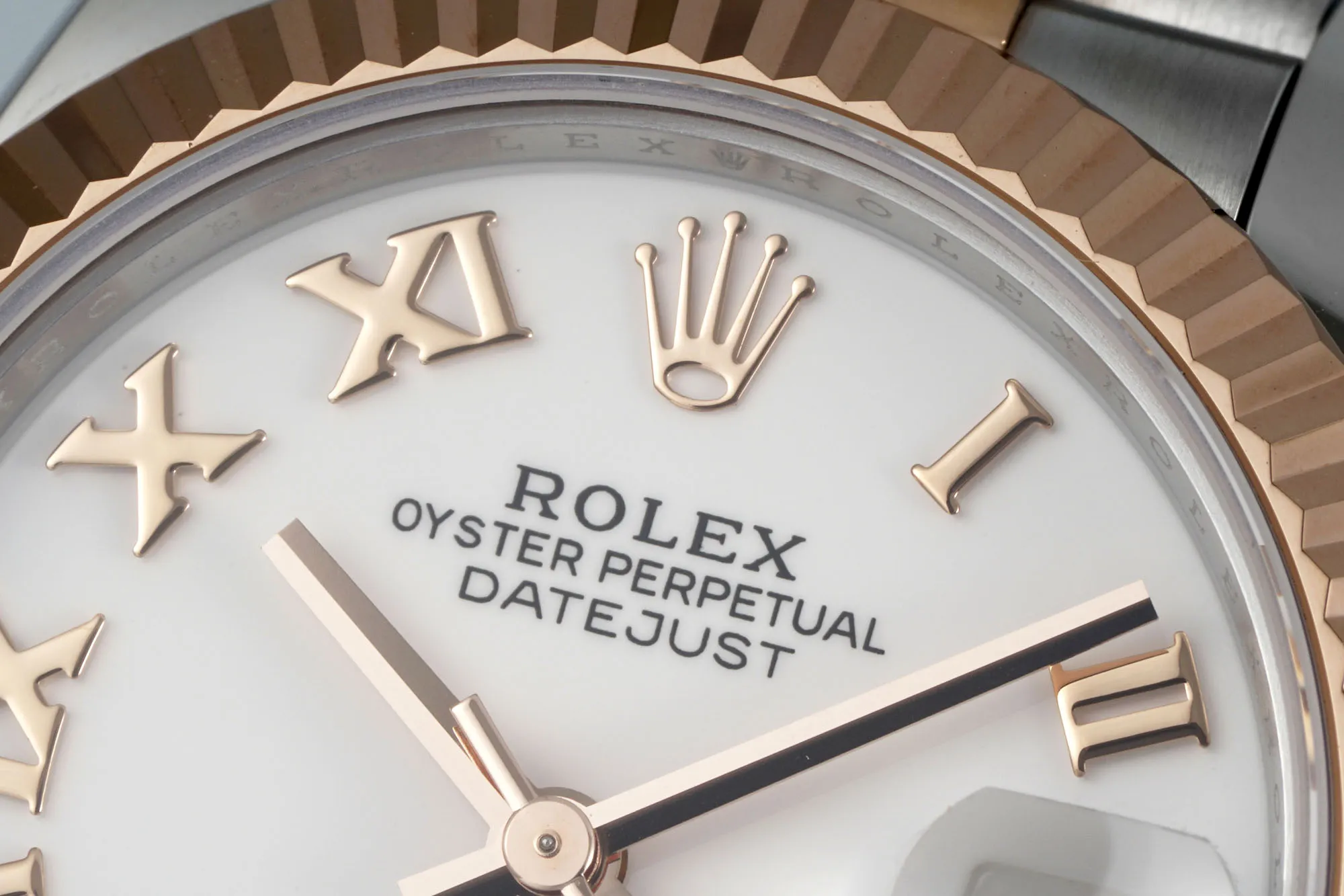 AR Factory Rolex Datejust 31mm Two-Tone Stainless Steel and 18K Yellow Gold White Roman Numeral Dial Fluted Bezel Jubilee Bracelet Luxury Watch WellDesigned 161