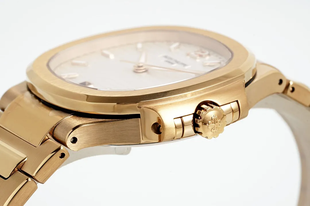 Effortless 3K Factory Patek Philippe Nautilus 7118 Gold Super Clone Replica Watch 3404