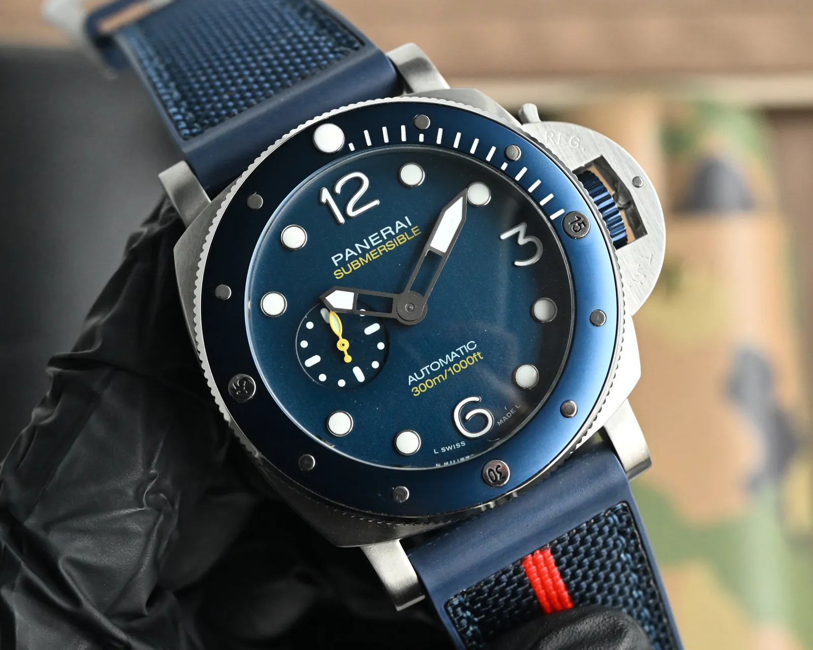 Breathable VS Factory Panerai Submersible Automatic Blue Dial Men’s Dive Watch with Blue Fabric Strap – 300m Water Resistant 777