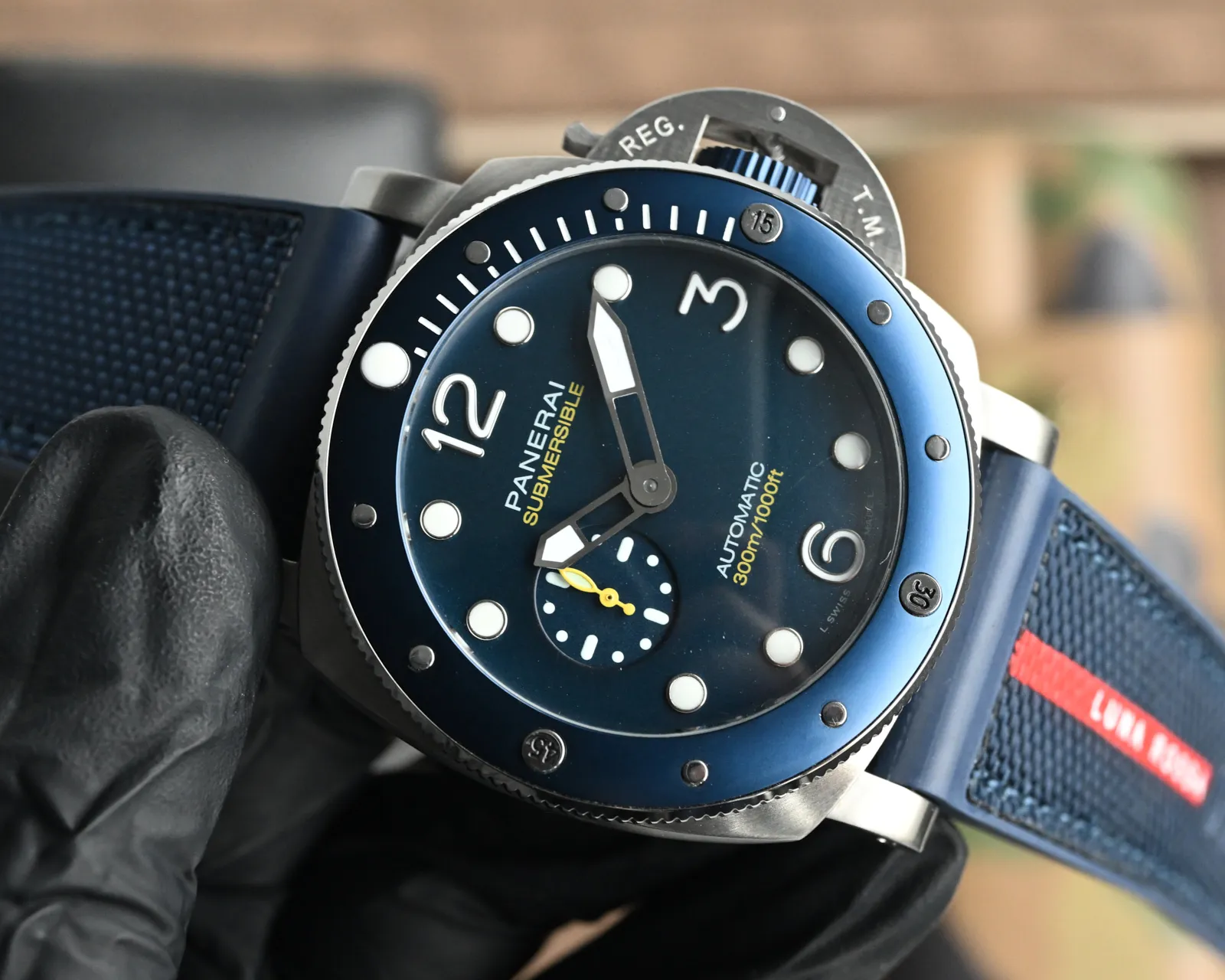 Breathable VS Factory Panerai Submersible Automatic Blue Dial Men’s Dive Watch with Blue Fabric Strap – 300m Water Resistant 777