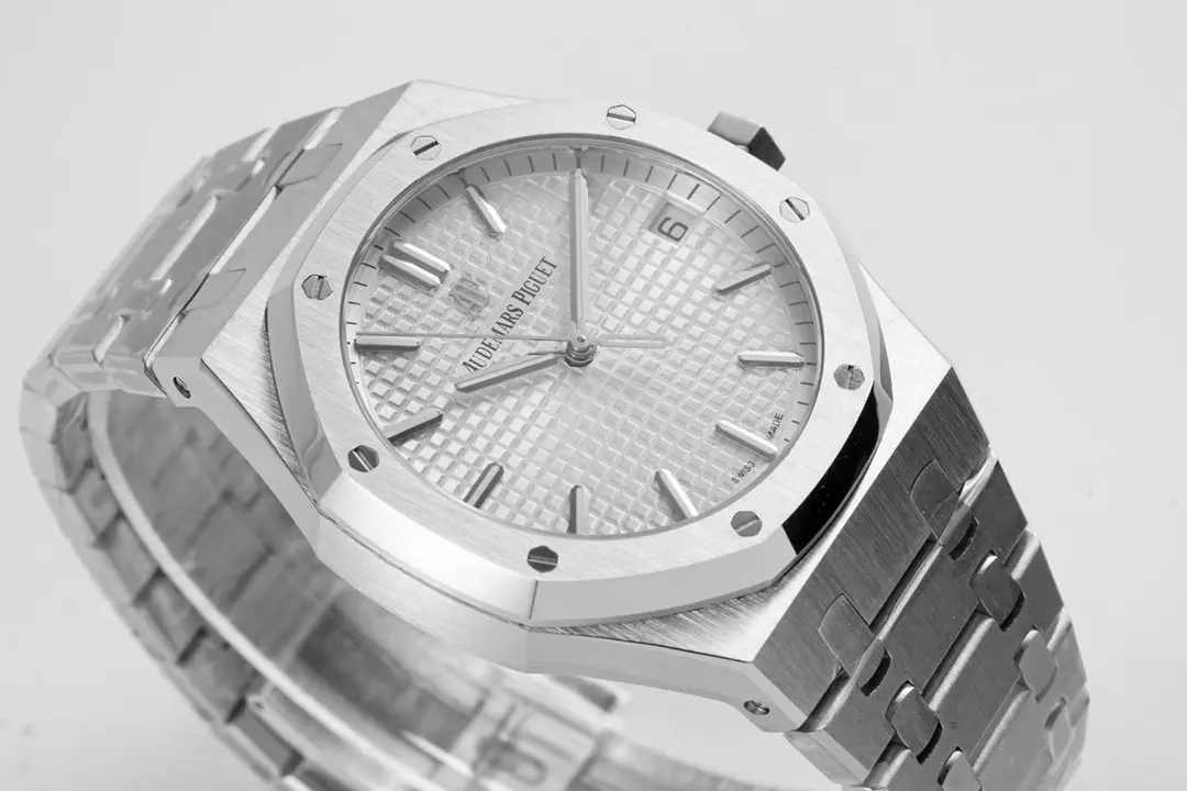 SportInspired BF Factory Audemars Piguet Royal Oak 15500V2 Silver Super Clone Watch 4777