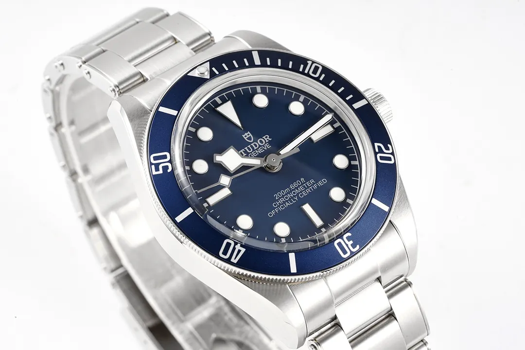 Tudor Black Bay Fifty-Eight Automatic Dive Watch with Blue Dial and Stainless Steel Bracelet Durable 4297