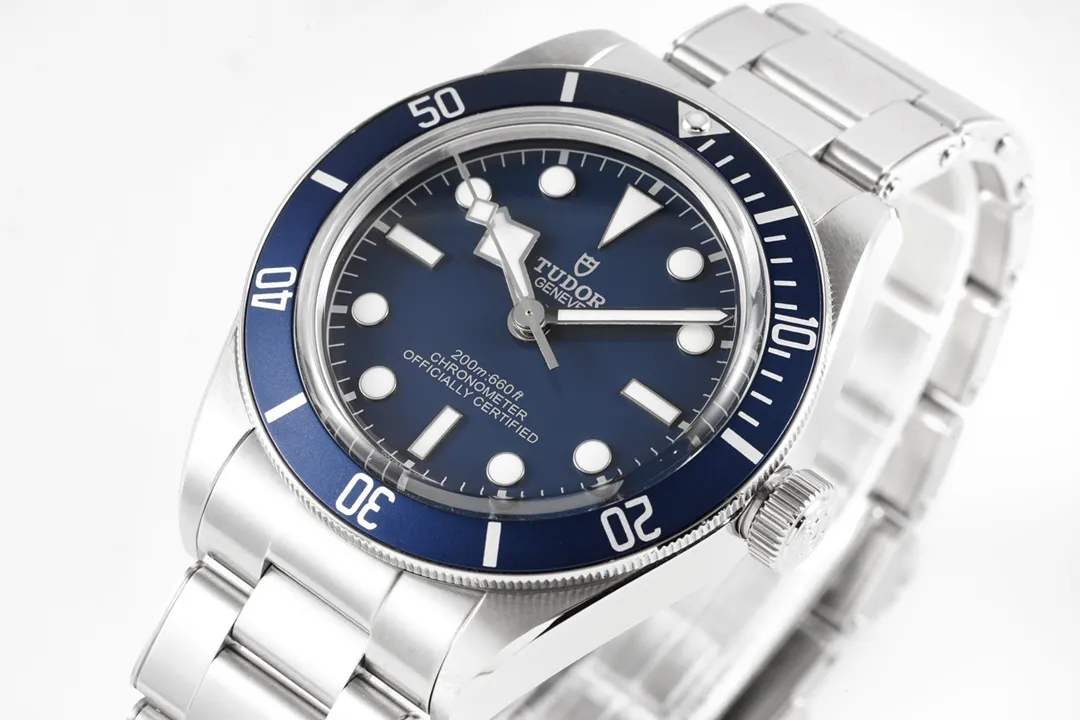 Tudor Black Bay Fifty-Eight Automatic Dive Watch with Blue Dial and Stainless Steel Bracelet Durable 4297