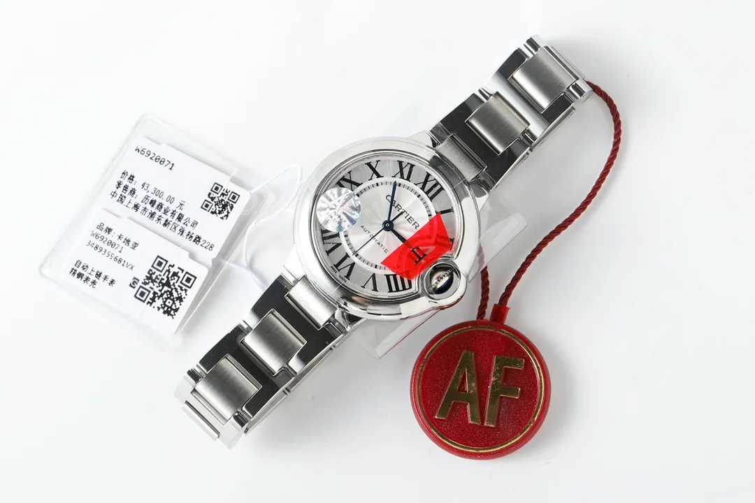Lightweight Cartier Ballon Bleu 33mm Silver Replica Watch –  Fake Cartier Design 2726