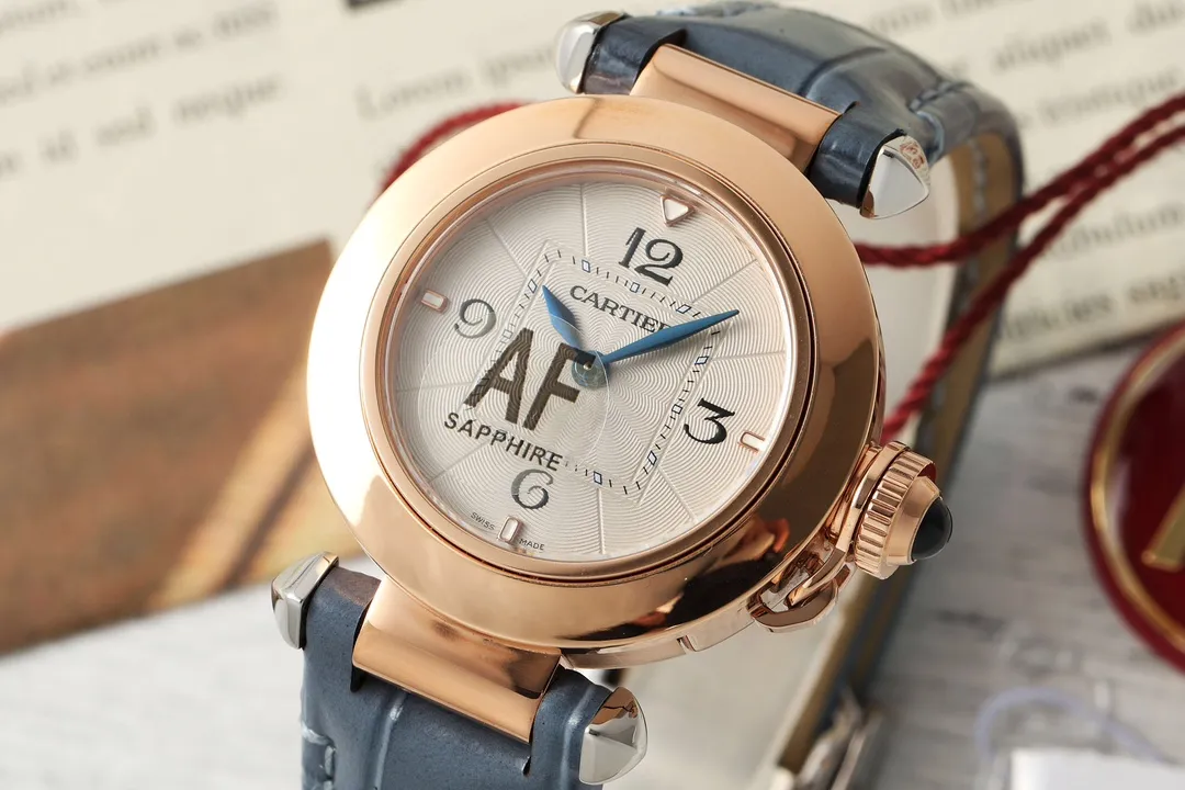 Contemporary Cartier Santos AF Rose Gold Round Case Blue Leather Strap Women’s Quartz Watch 2813