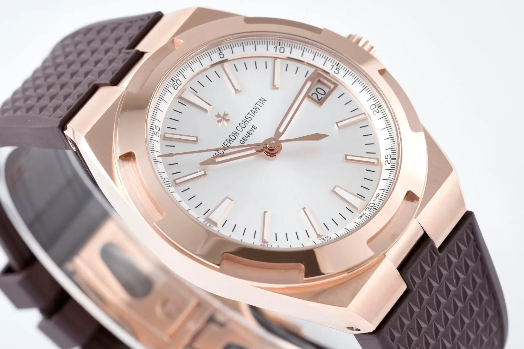 PPF Factory Vacheron Constantin Overseas 4500V Series – Rose Gold Case, Brown Rubber Strap, Luxury Automatic Super Clone Watch – Best Replica Quality SmoothTexture 7166