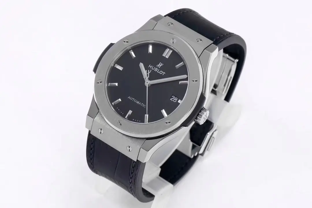 Affordable BB Factory Hublot  Fusion Watch – Polished Brushed Titanium, Black Dial, 45MM Case, Super Clone Quality 5444