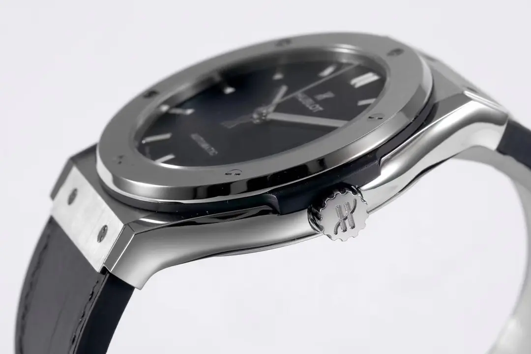 Affordable BB Factory Hublot  Fusion Watch – Polished Brushed Titanium, Black Dial, 45MM Case, Super Clone Quality 5444