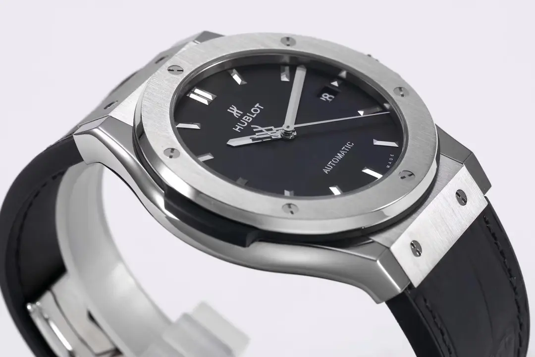 Affordable BB Factory Hublot  Fusion Watch – Polished Brushed Titanium, Black Dial, 45MM Case, Super Clone Quality 5444