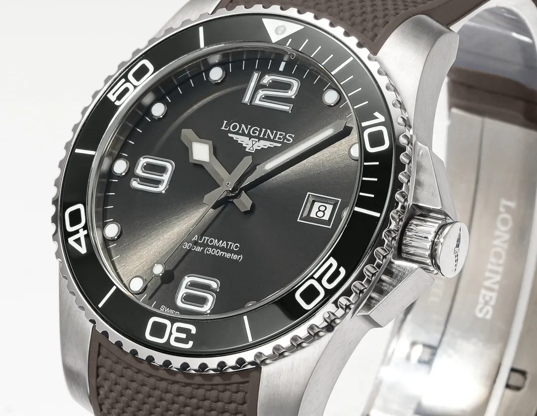 GK Factory Longines Conquest Grey Dial Automatic Super Clone Watch Resilient 4043