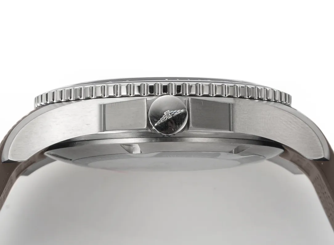 GK Factory Longines Conquest Grey Dial Automatic Super Clone Watch Resilient 4043
