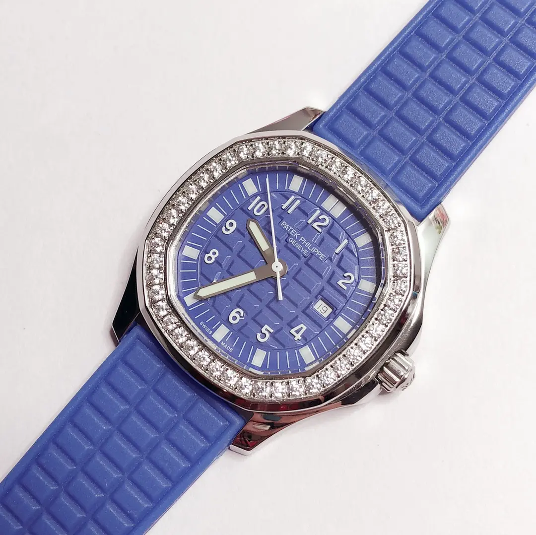 GR Factory Patek Philippe Aquanaut Quartz Blue Super Clone Replica Watch Affordable 5730