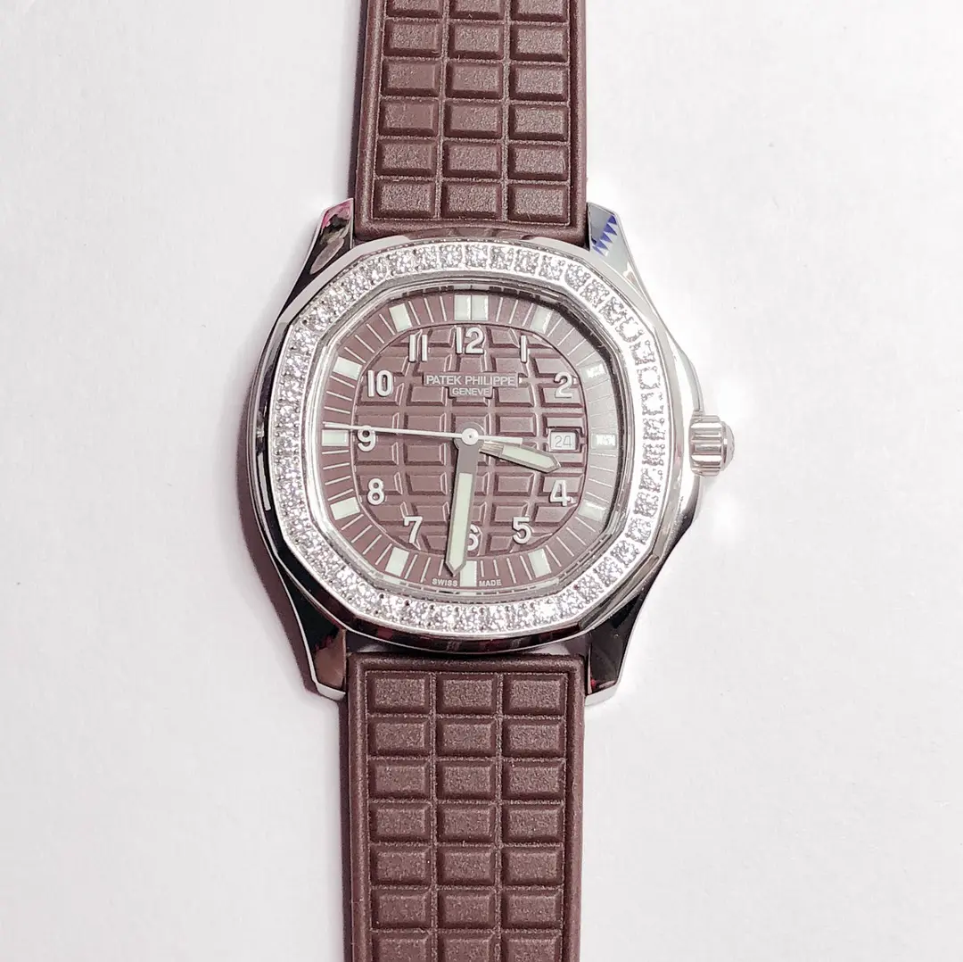 MultiPurpose GR Factory Patek Philippe Aquanaut Quartz Brown Super Clone Replica Watch 5729