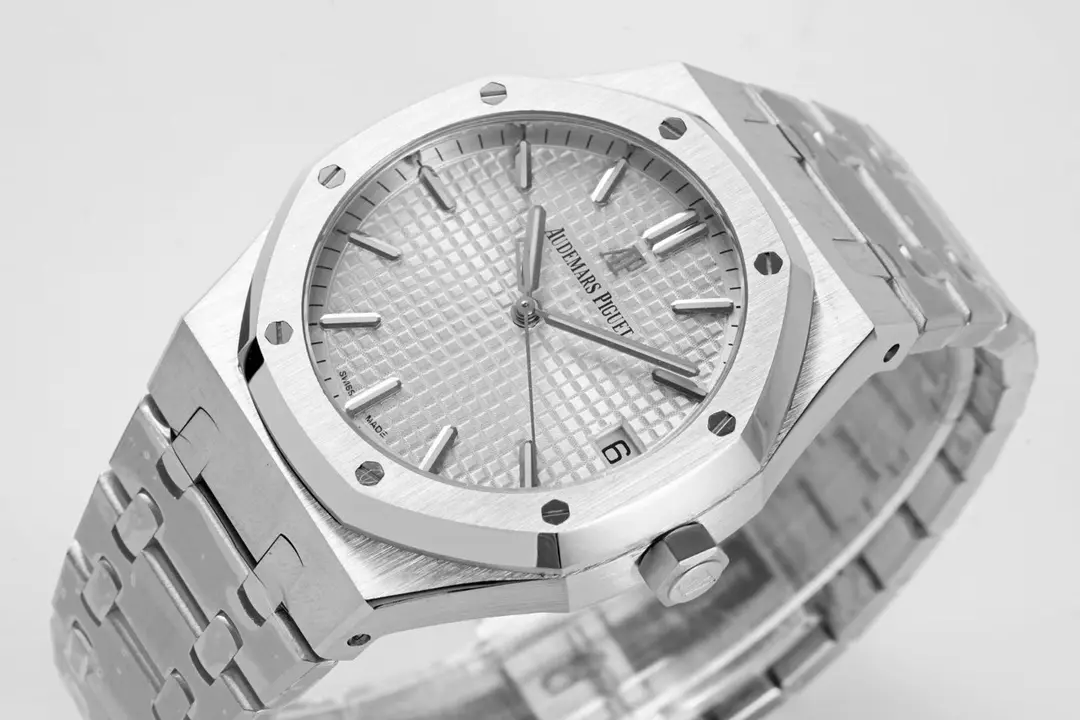JF Factory Audemars Piguet Royal Oak 15500V2 Silver Super Clone Watch Youthful 6156
