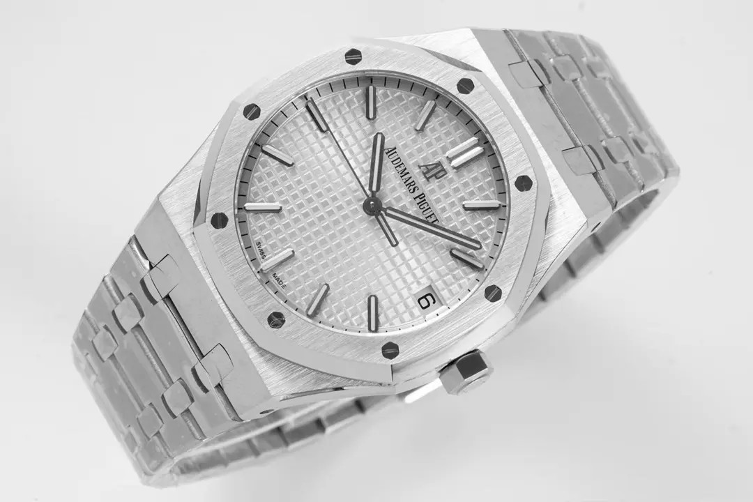 JF Factory Audemars Piguet Royal Oak 15500V2 Silver Super Clone Watch Youthful 6156