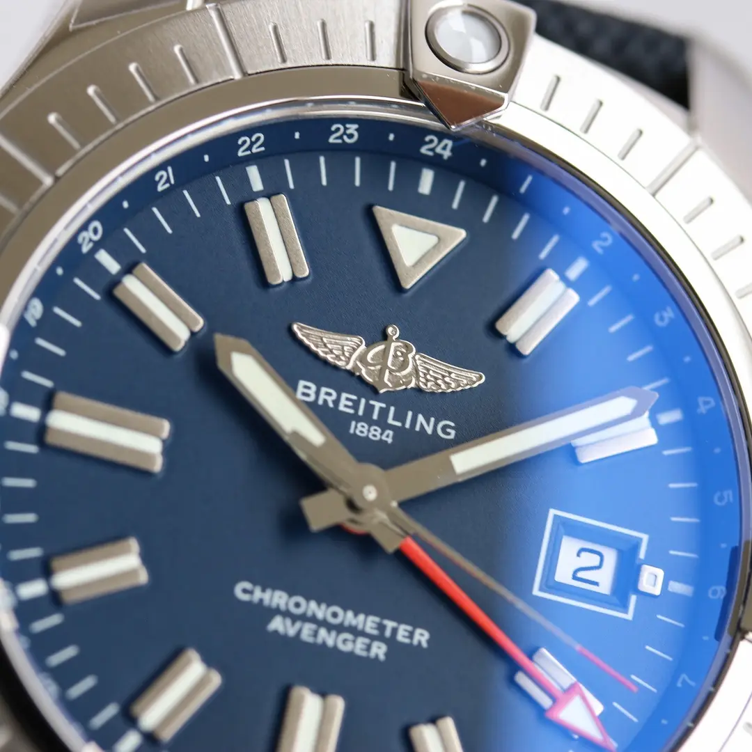 SmoothTexture KOR Factory Breitling Avenger Automatic GMT 45 Blue Super Clone Replica Watch 2340