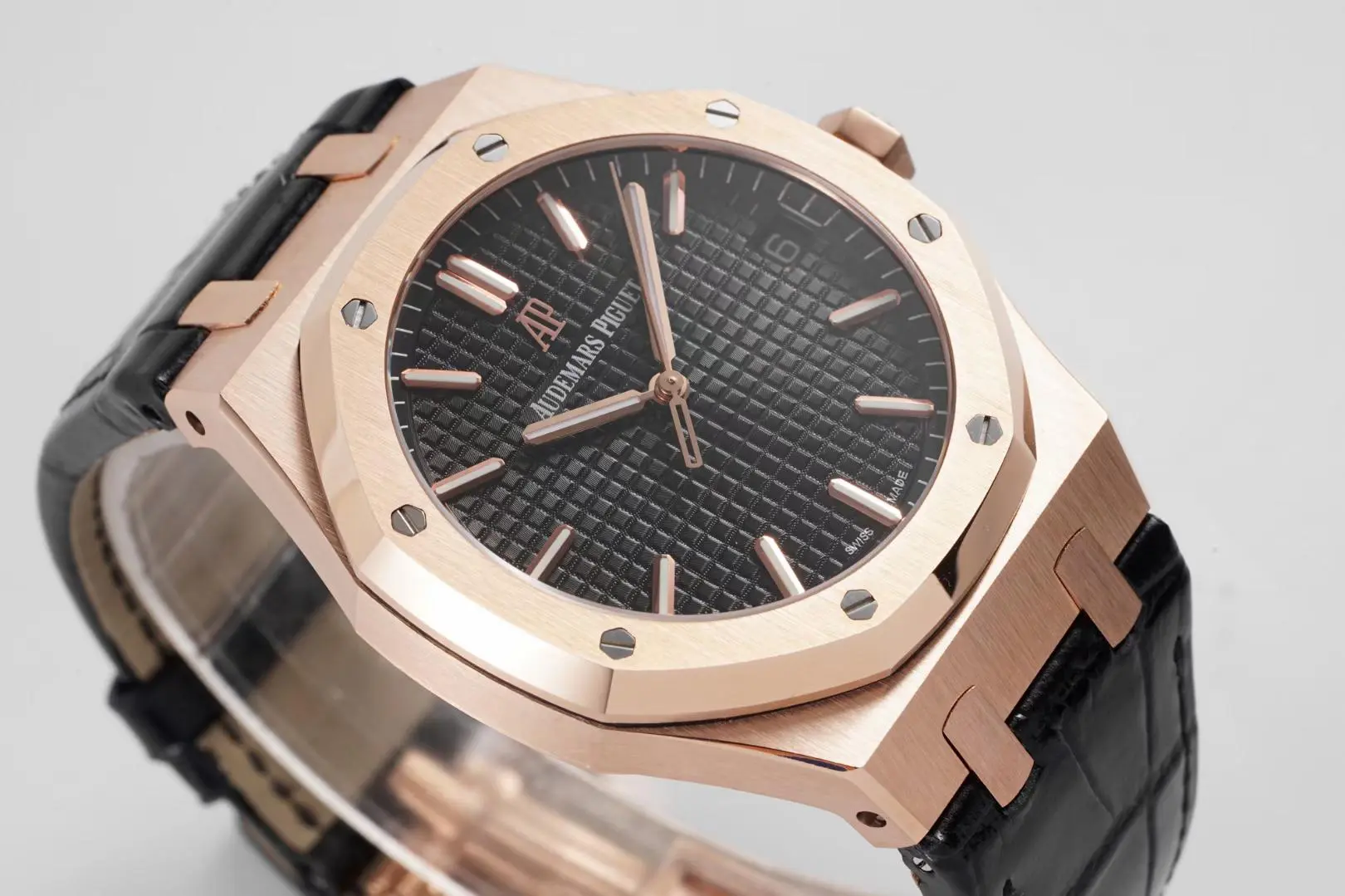 Elegant OM Factory Audemars Piguet Royal Oak 15500 Rose Gold Black Super Clone Watch 6919