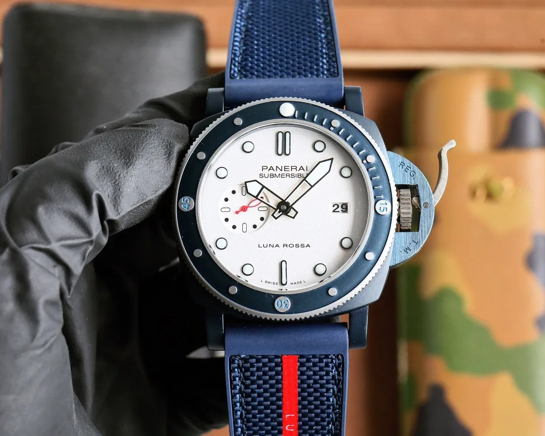 Snug Panerai Submersible Luna Rossa Blue Fabric Strap Black Dial Men’s Dive Watch 821