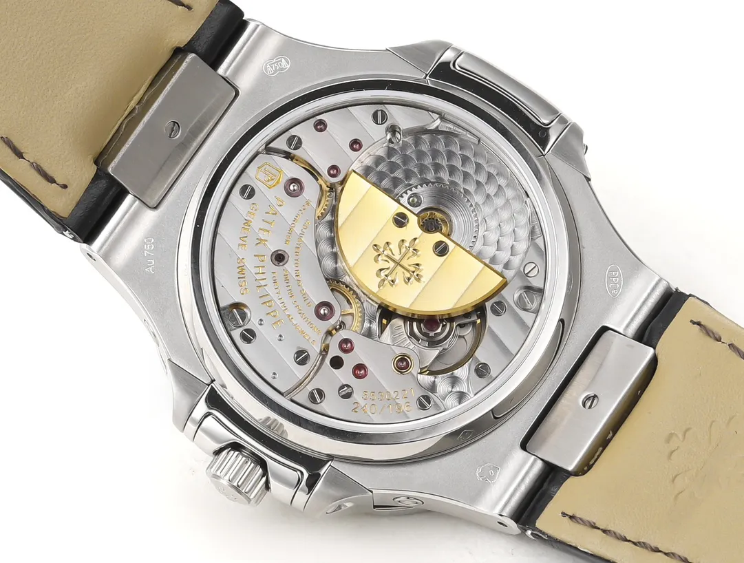 Patek Philippe Nautilus 5740 Green Super Clone Watch Thermal 2994