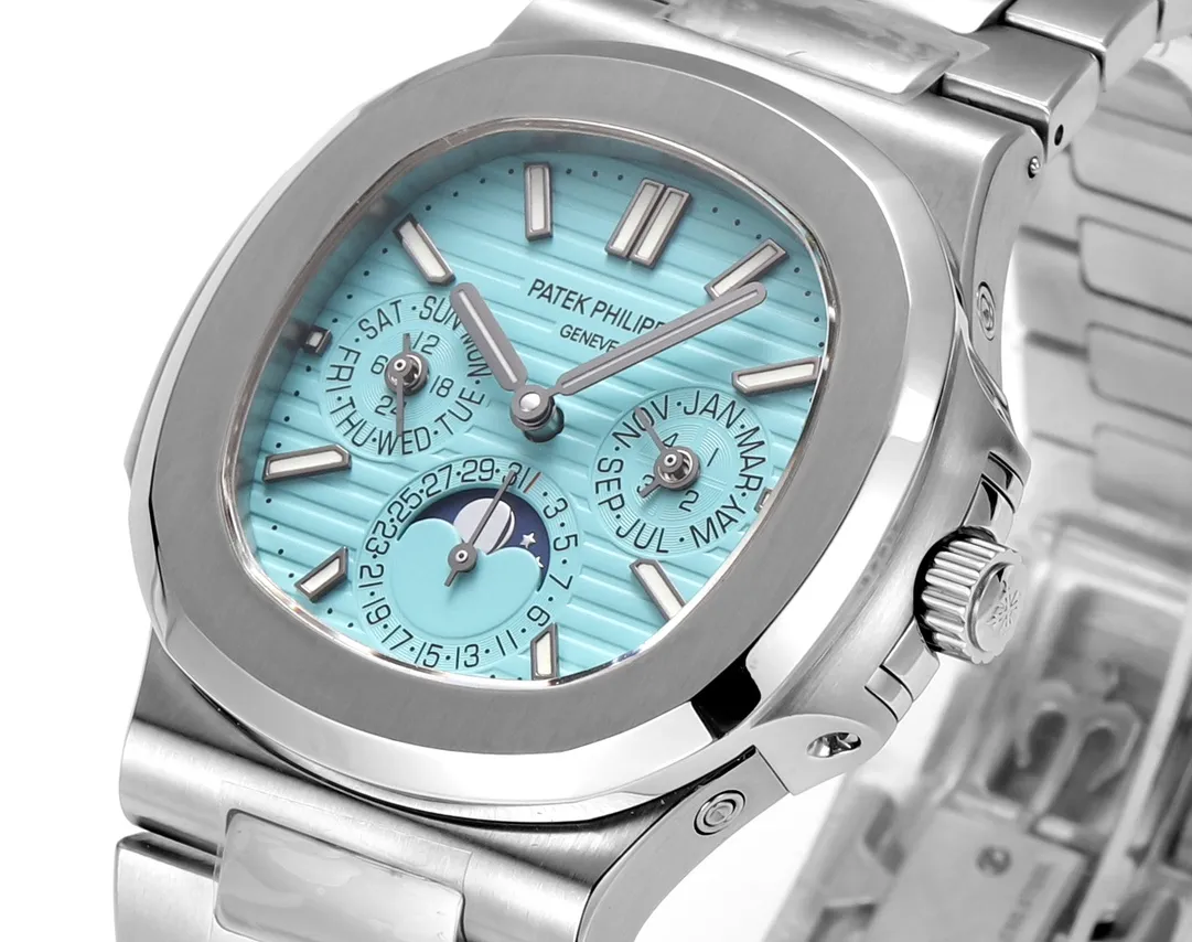 Patek Philippe Nautilus 5740 1G Blue Dial Super Clone Replica Watch TravelReady 3395