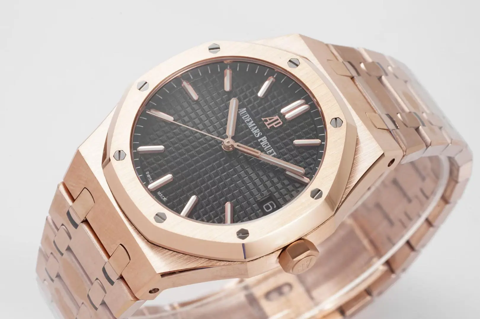 BBR Factory Audemars Piguet Royal Oak 15500 Rose Gold Black Dial Super Clone Watch Neat 5110