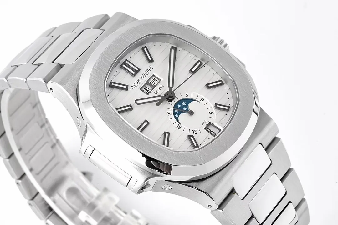 OdorResistant R8 Factory Patek Philippe Nautilus 5726 1A Silver Super Clone Replica Watch 3301