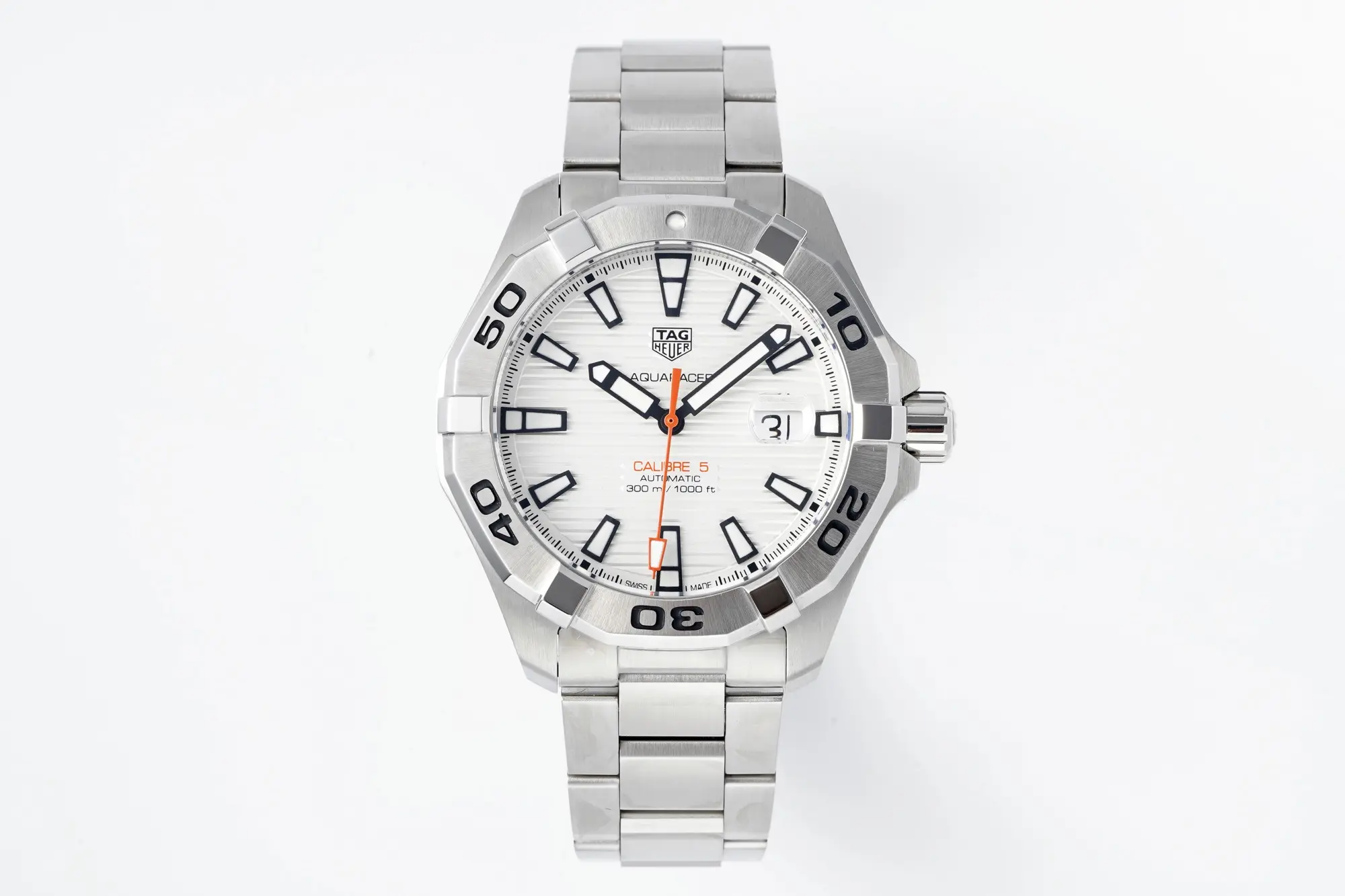 WellDesigned XF Factory TAG Heuer Super Aquaracer Series Replica Watch – Silver Stainless Steel, White Dial, Formal  Super Clone Style 8219