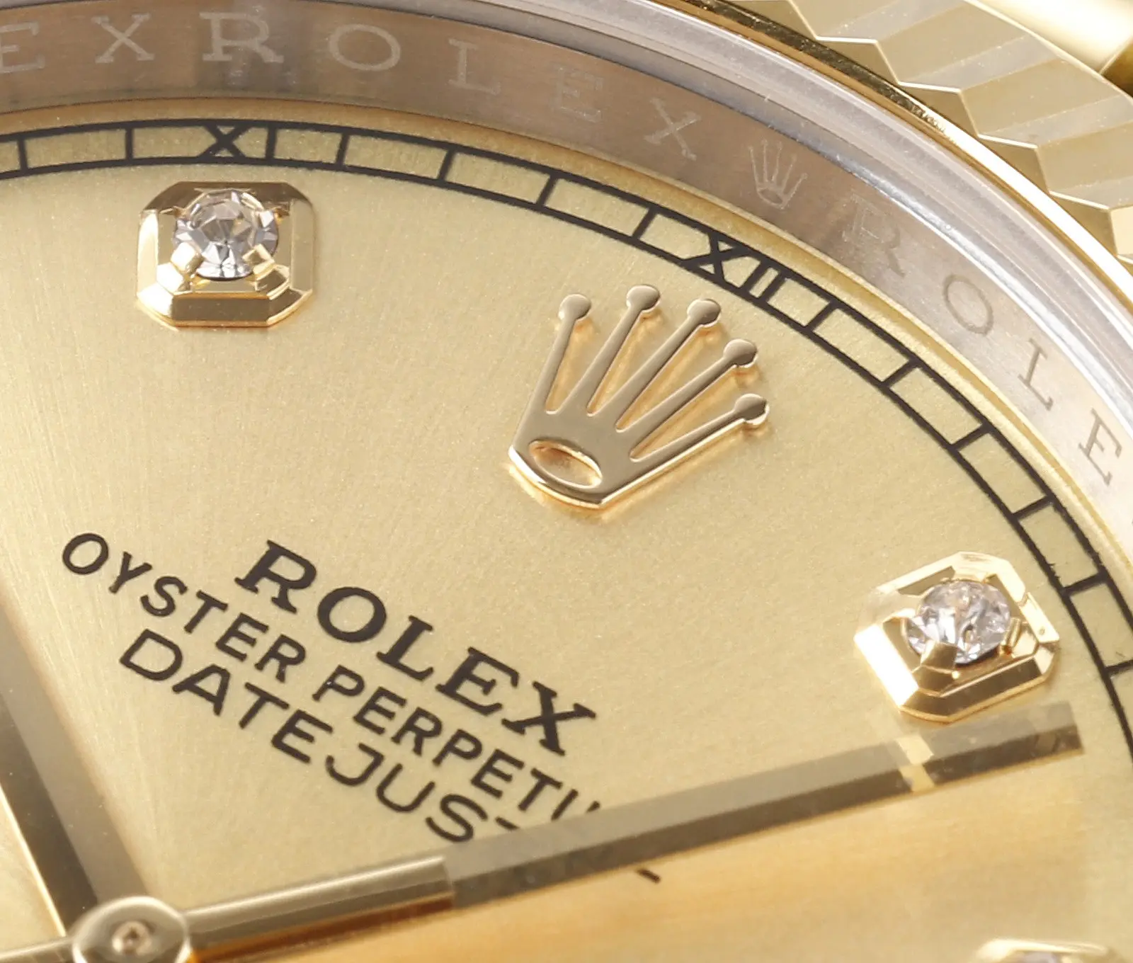 Cozy Rolex Datejust 41mm Two-Tone Gold & Steel Watch with Diamond Bezel – Super Clone 128