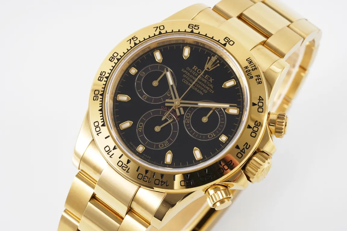 Sophisticated Rolex Daytona 4130 – Gold with Black Dial – Luxury Chronograph Watch Collection 46