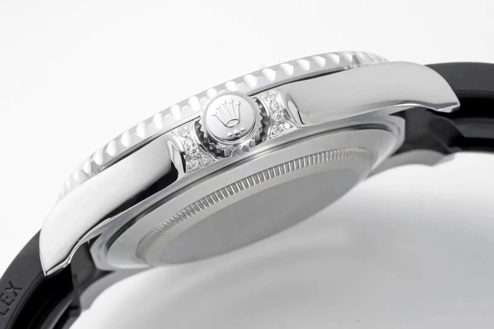 Rolex Yacht-Master 42mm Diamond Set Watch – Silver Dial with Black Rubber Strap Sustainable 349