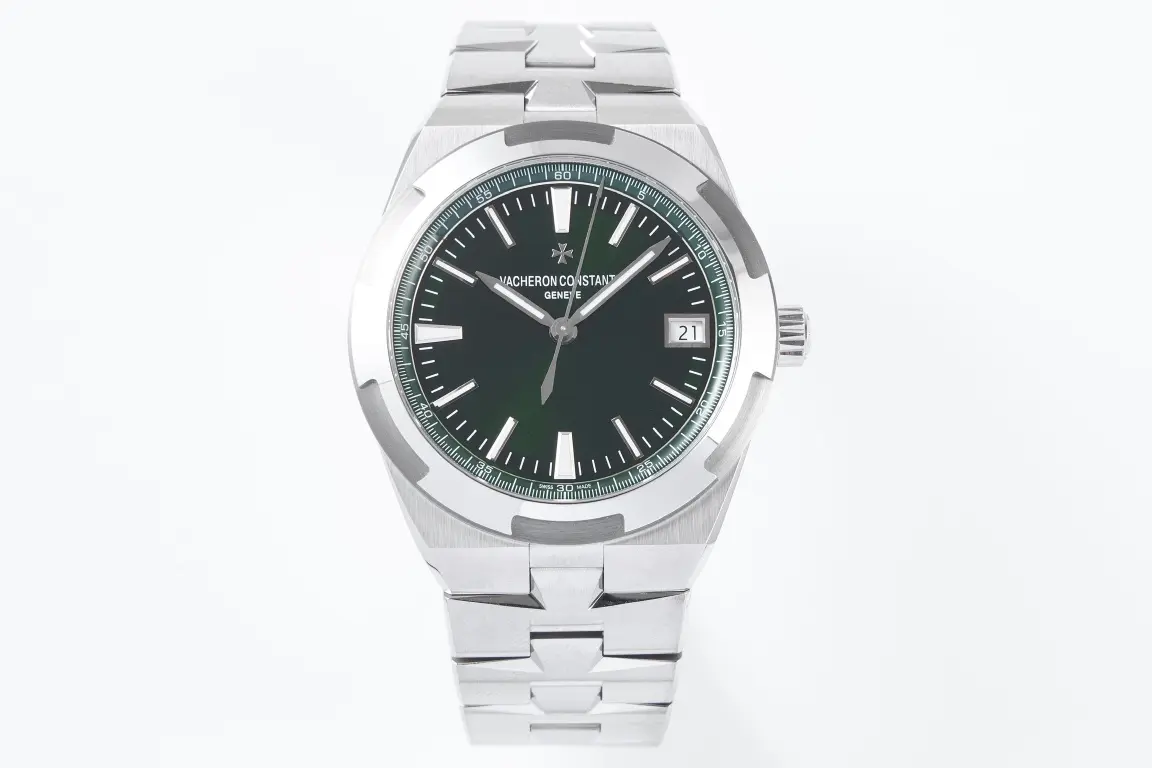 Popular PPF Factory Vacheron Constantin Overseas 4500V Series – 41mm Stainless Steel Watch with Green Dial and Steel Bracelet – Best Super Clone Watch 7169