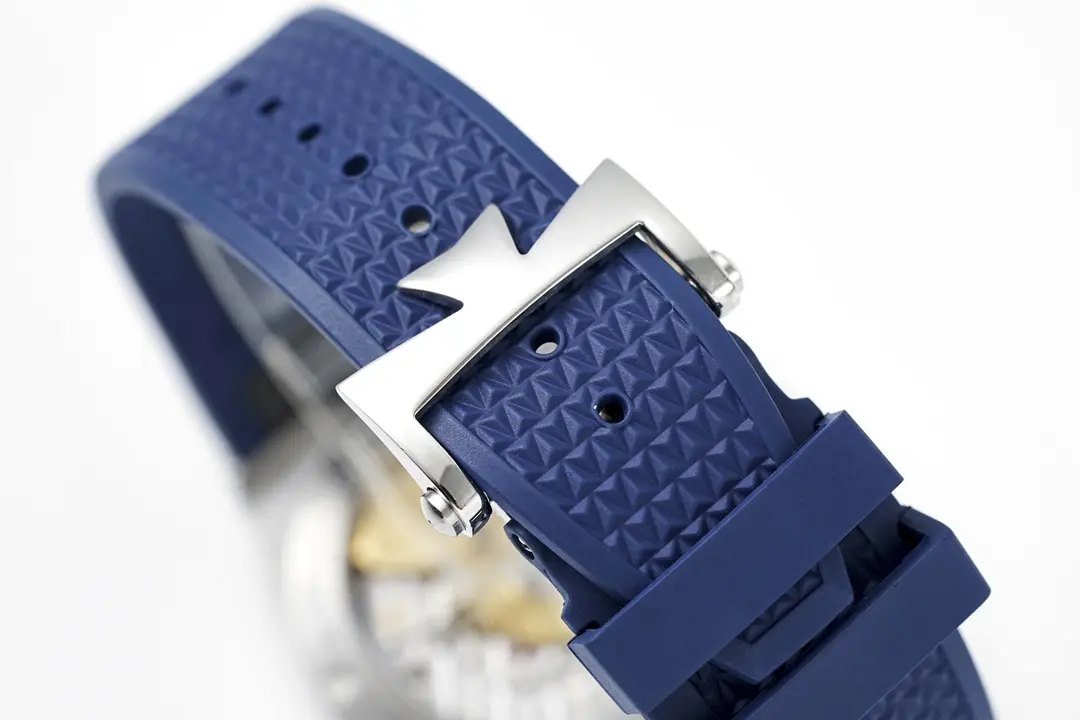 ComfortFit PPF Factory Vacheron Constantin Overseas Blue Dial Stainless Steel Watch with Interchangeable Rubber Strap – 41mm – Super Clone Watches Quality 7164