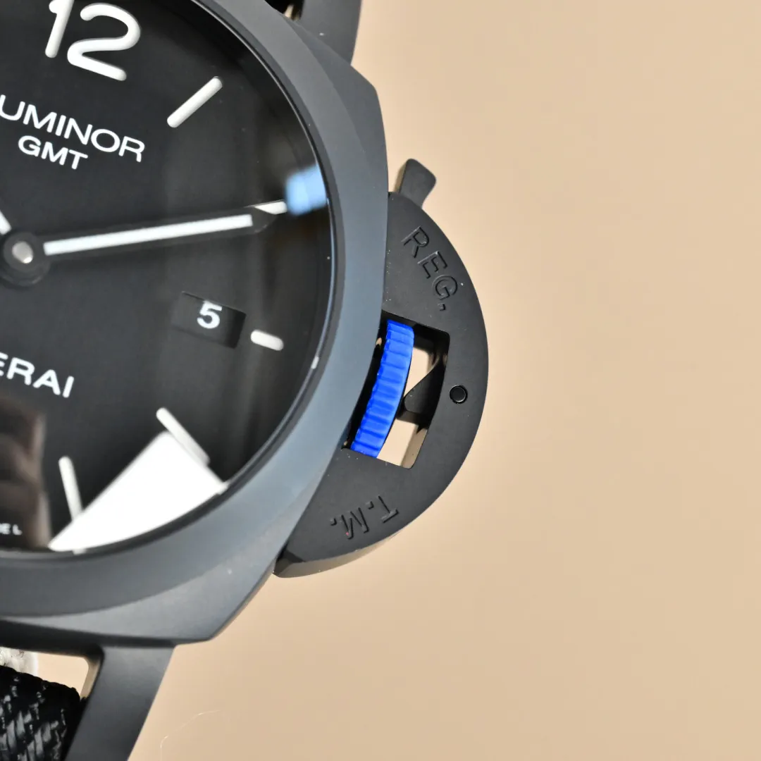 Panerai Luminor GMT Automatic Black Ceramic Dial Blue Accents Black Rubber Strap Men’s Luxury Watch TravelReady 809