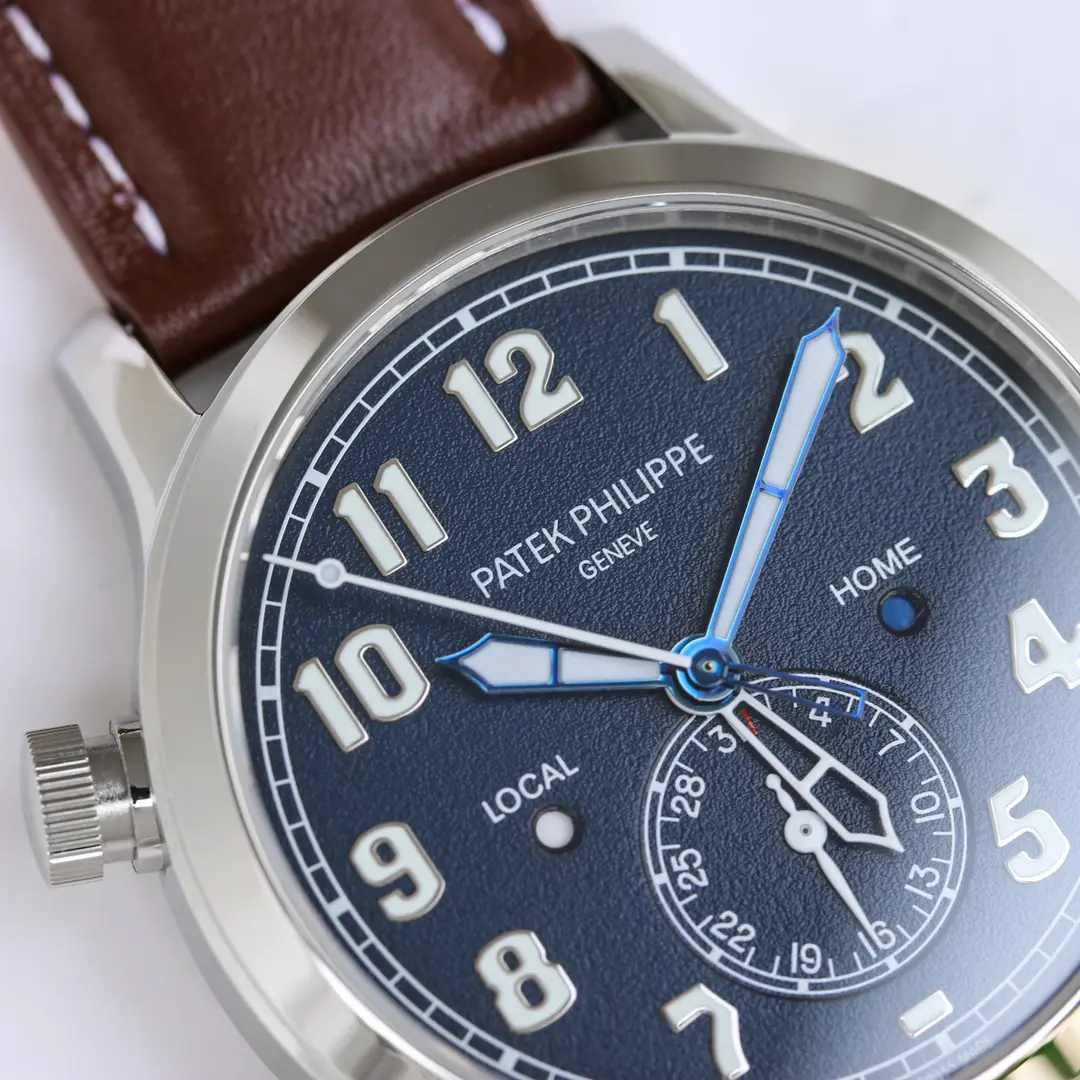 TW Factory Patek Philippe Calatrava 5524 Blue Dial Super Clone Replica Watch SunProtective 7554