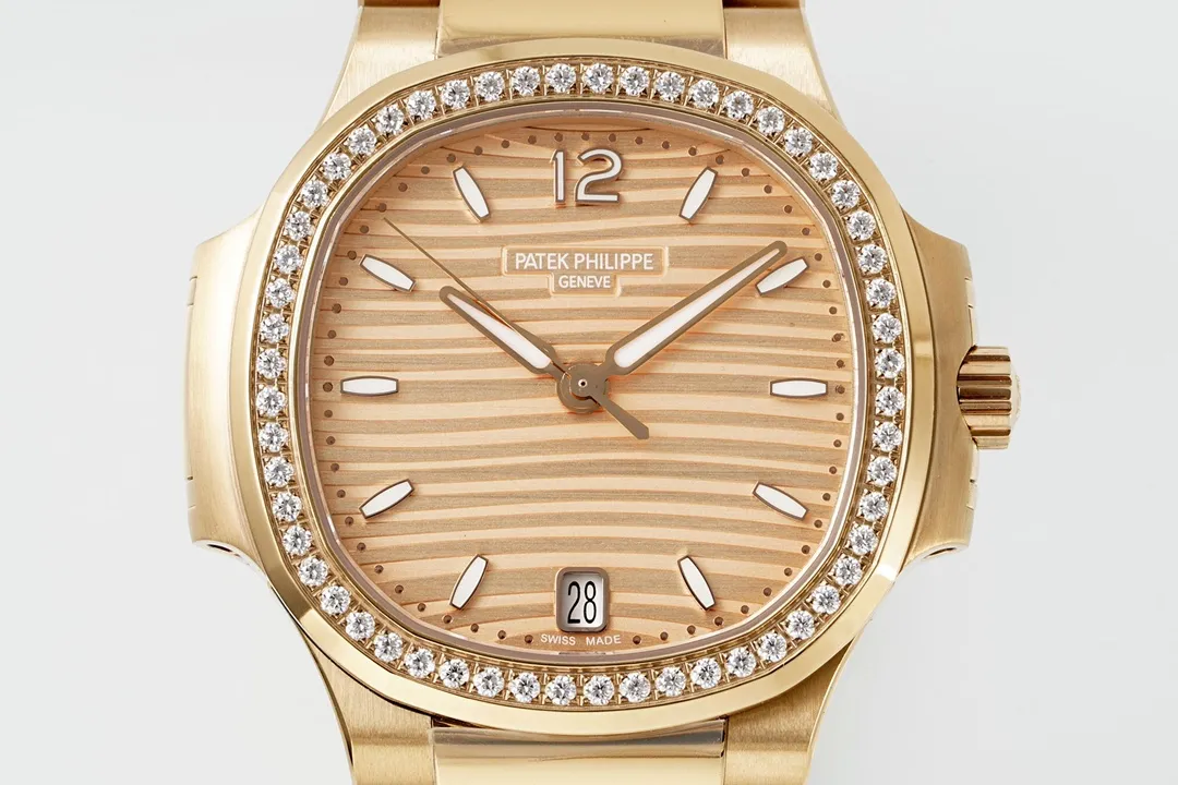 StreetReady TWA Factory Patek Philippe Nautilus 7118 Rose Gold Super Clone Replica Watch 7722