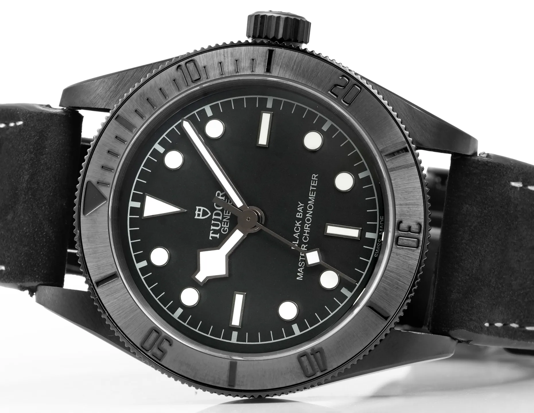 Tudor Black Bay Master Chronometer Black Dial Leather Strap Men’s Diver Watch Fashionable 4280