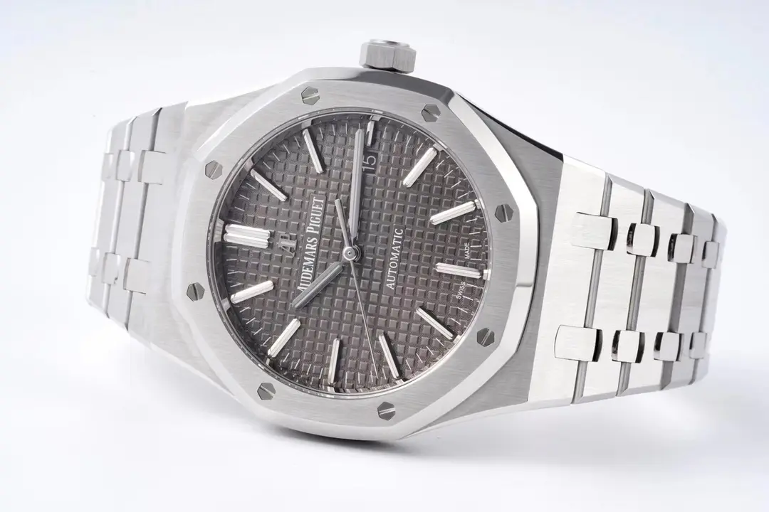 ModernLook V9 Factory Audemars Piguet Royal Oak 15400 Silver Automatic Super Clone Watch 1641