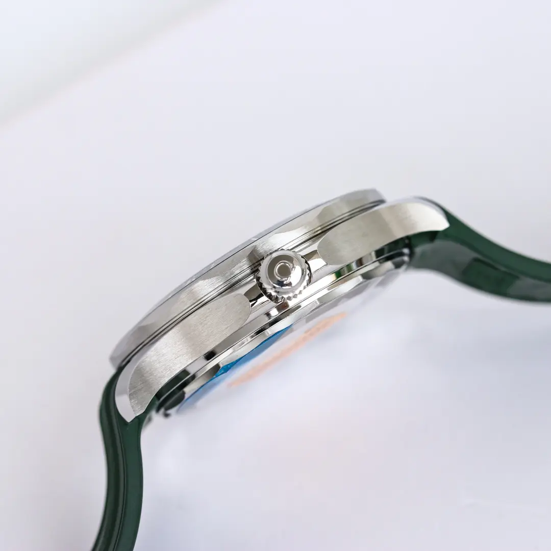 FastDry VS Factory Omega Seamaster Diver 42mm Green Rubber –  VSF Watches 500