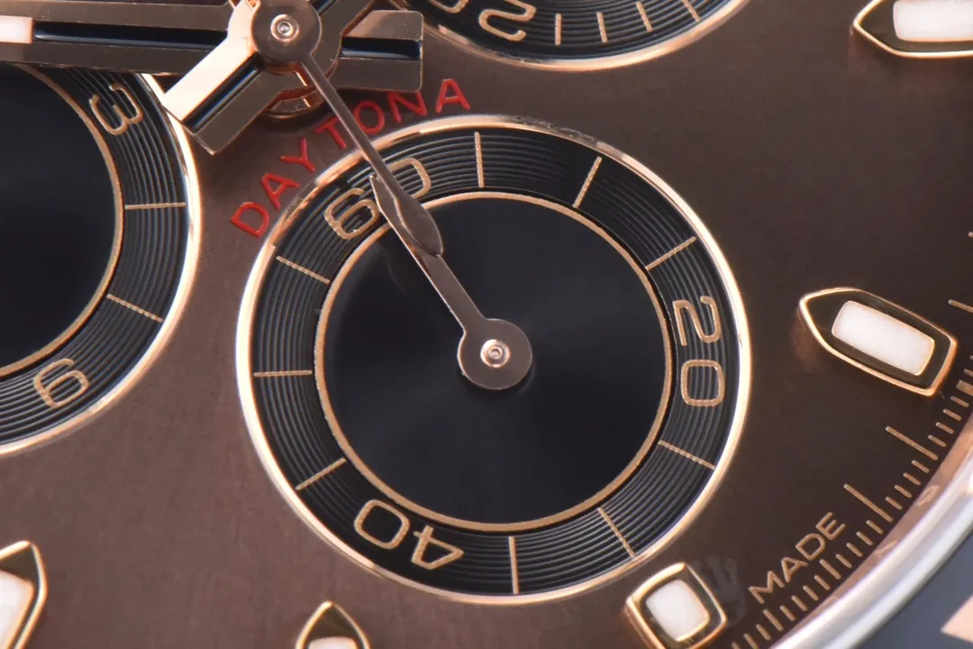 VS Factory Weighted Rolex Daytona Watch with Black Rubber Strap, Brown Dial, and Exquisite VSF Watches Craftsmanship Reliable 12