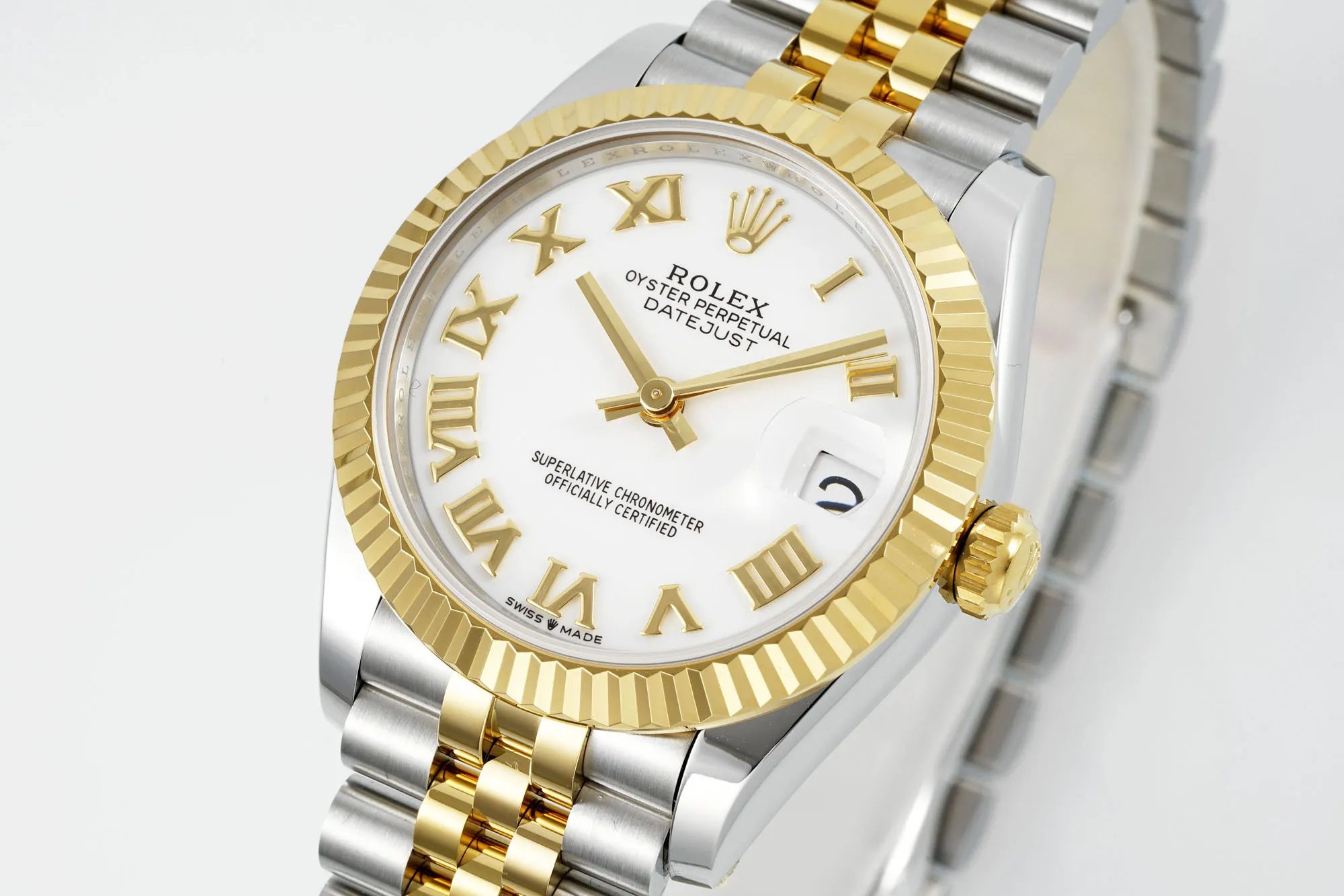 AR Factory Rolex Datejust 36mm Two-Tone Stainless Steel and Yellow Gold White Dial Roman Numerals Fluted Bezel Jubilee Bracelet Luxury Watch Comfortable 143