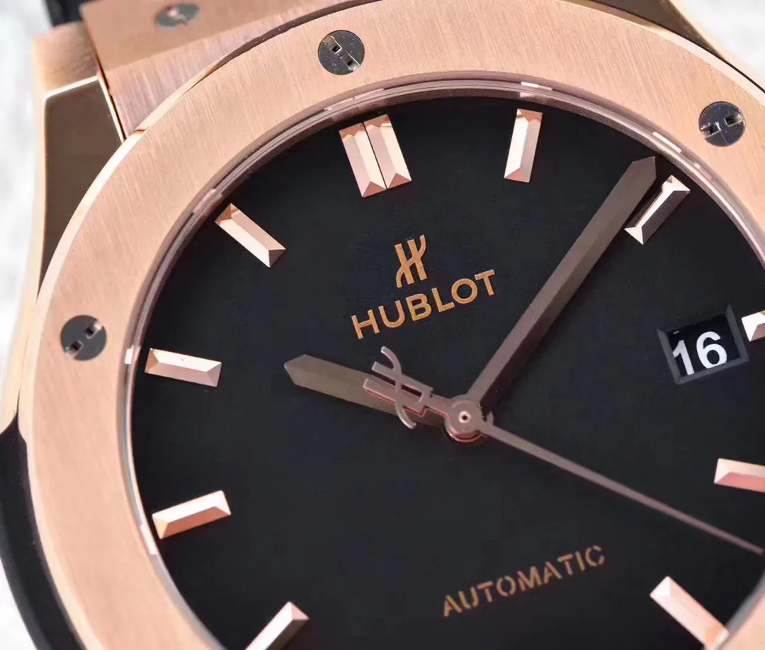 Snug ZF Factory Hublot  Fusion Super Clone Watch – Rose Gold with Black Dial 8460