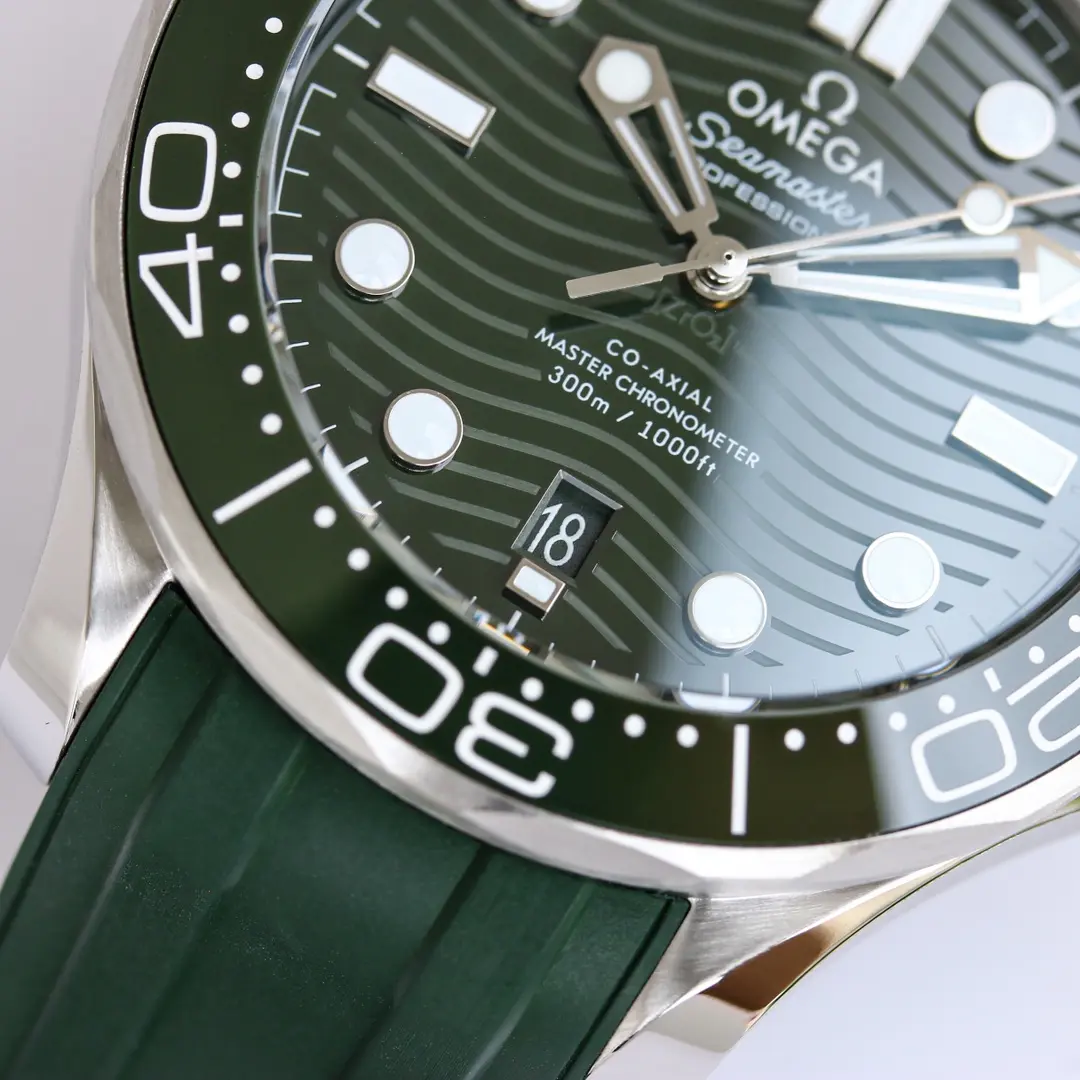 WrinkleFree ZF Factory Omega Seamaster Diver 42mm Green Rubber –  VSF Watches 525