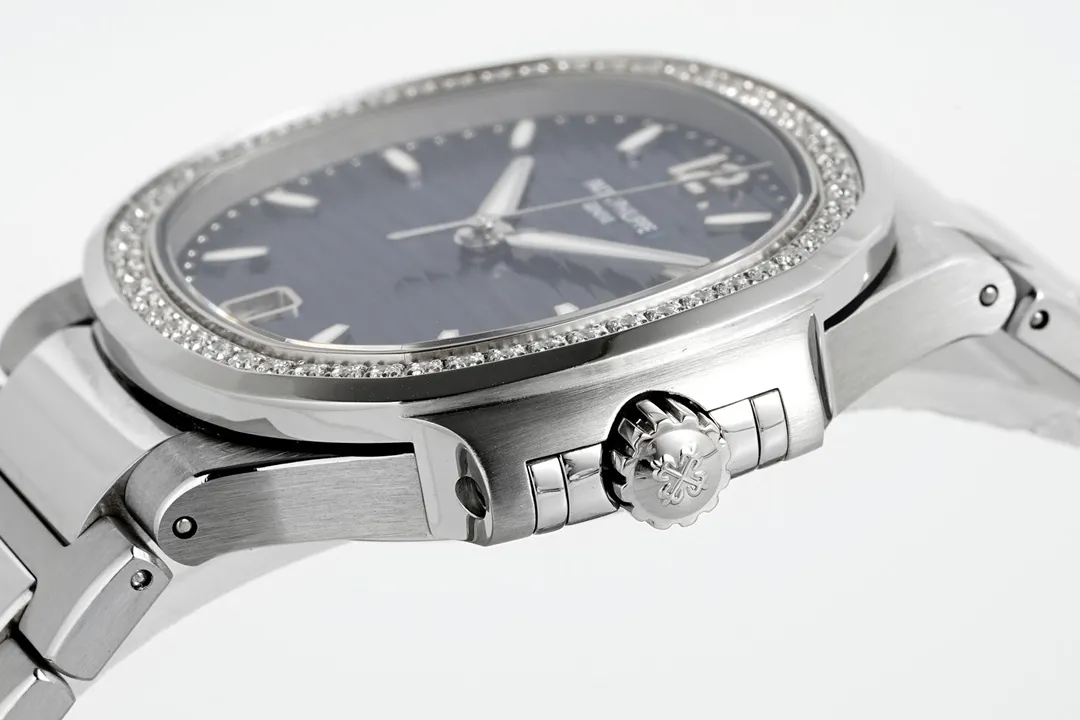 Soft ZF Factory Patek Philippe Nautilus 7118 Blue Dial Steel Super Clone Watch 8408